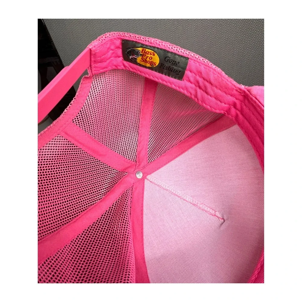 Bass Pro Shops Pink Trucker Hat Cap Mesh Snapback Adjustable Cap Unisex‎
